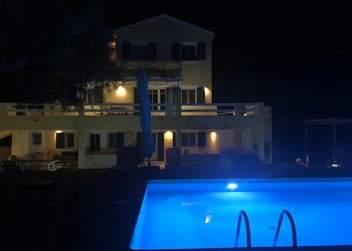 Elaia & No.4 Apartamento *